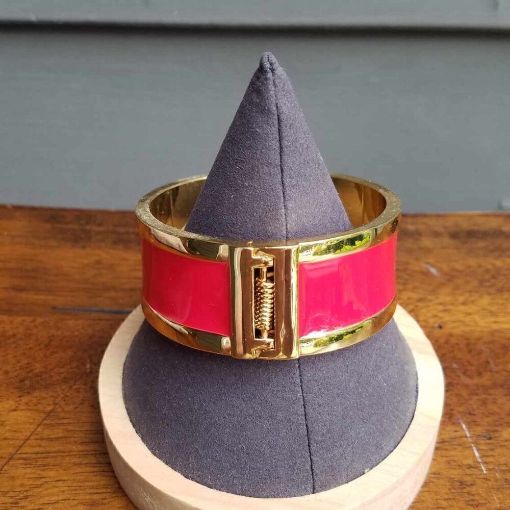 Talbots Hinged Red Enamel Bangle - Picture 7 of 8